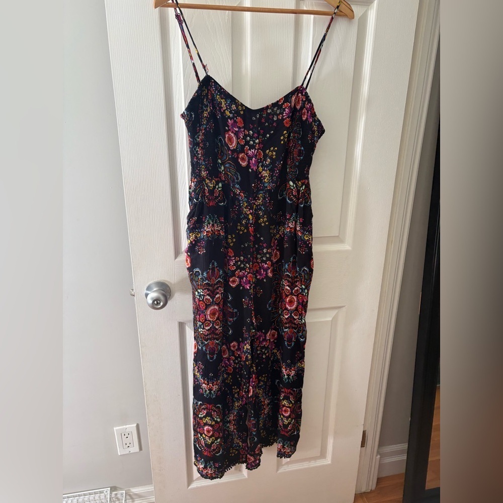 Patrons of Peace black floral wide leg crop jumpsuit size medium